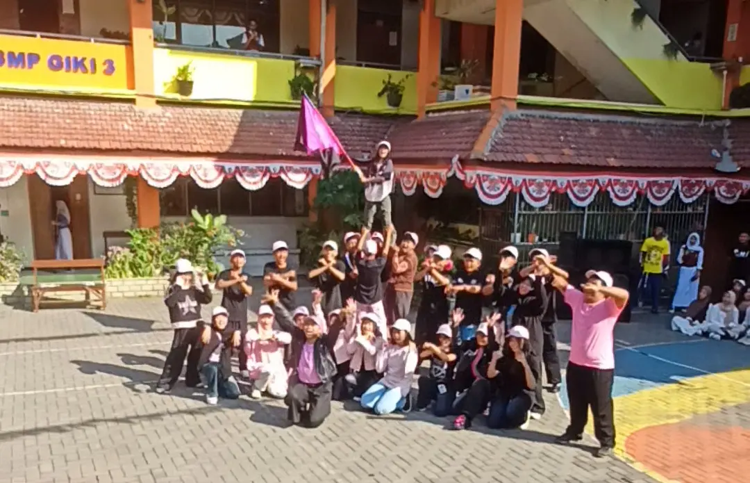 Lomba HUT RI ke 81, Kelas X 2