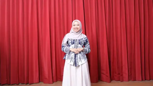 Yulia Fathma Rosyidah, S.Sos